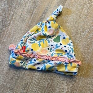 Magnetic me baby hat NWOT up to 12 lbs/3 months